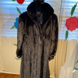 Genuine Mink coat, full length, by Angel’s Furs of Nashville-New York
